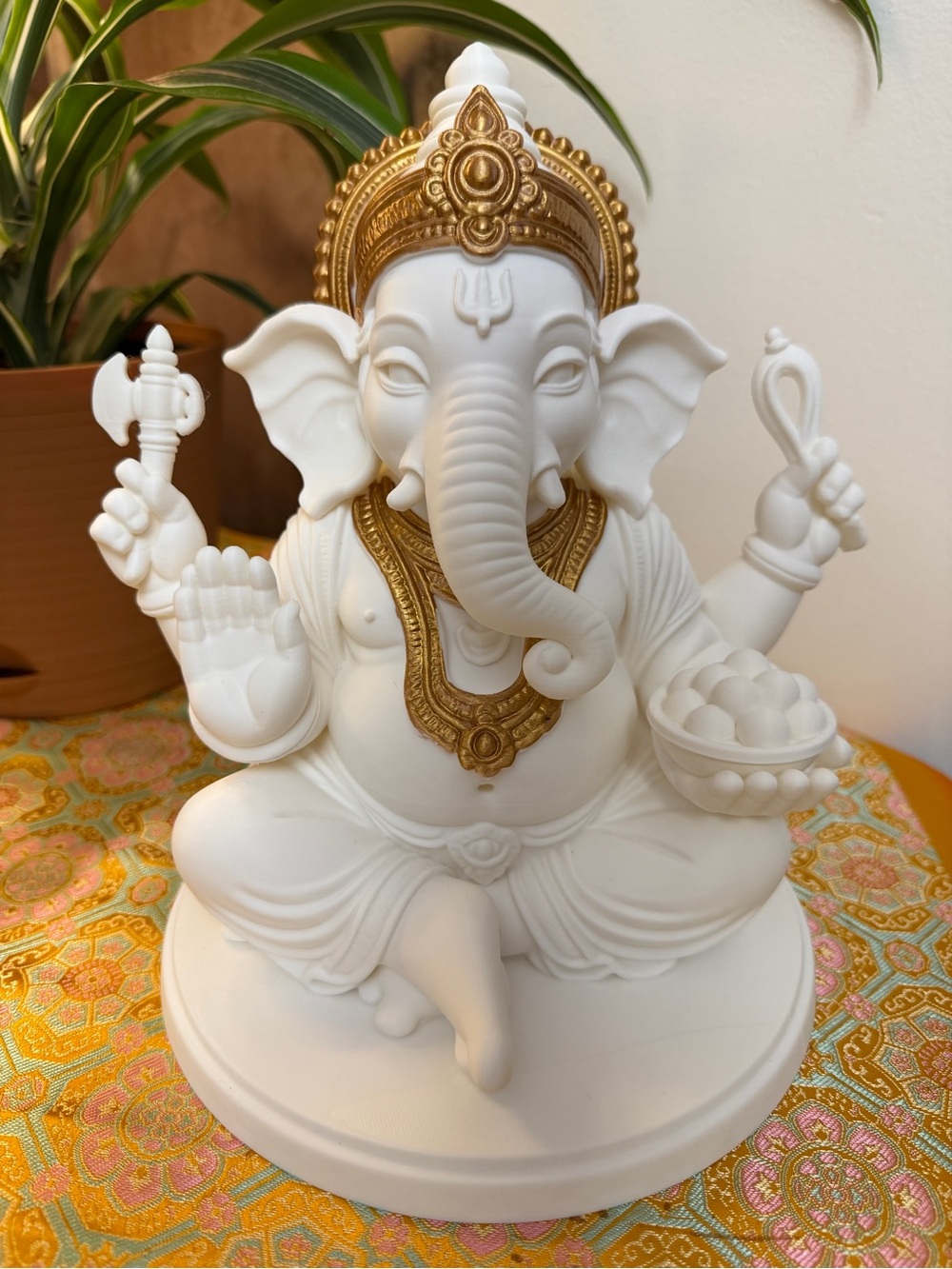 White & Gold Ganesha Statue - Decorative Home Art
